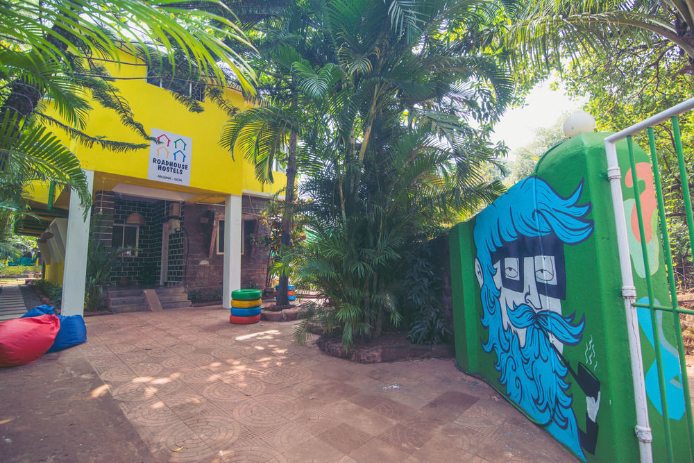 Anjuna By Roadhouse Hostels Goa Esterno foto