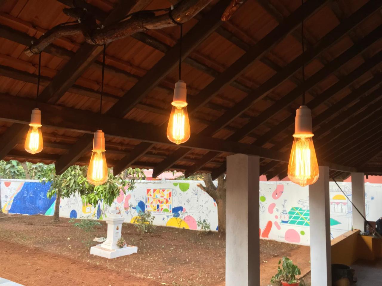 Anjuna By Roadhouse Hostels Goa Esterno foto