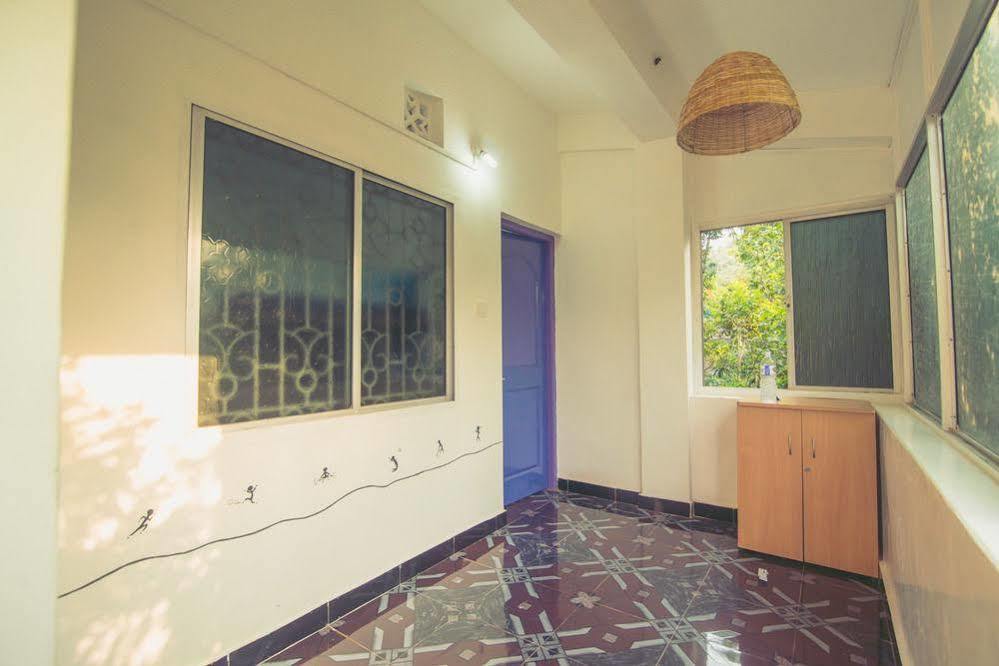 Anjuna By Roadhouse Hostels Goa Esterno foto