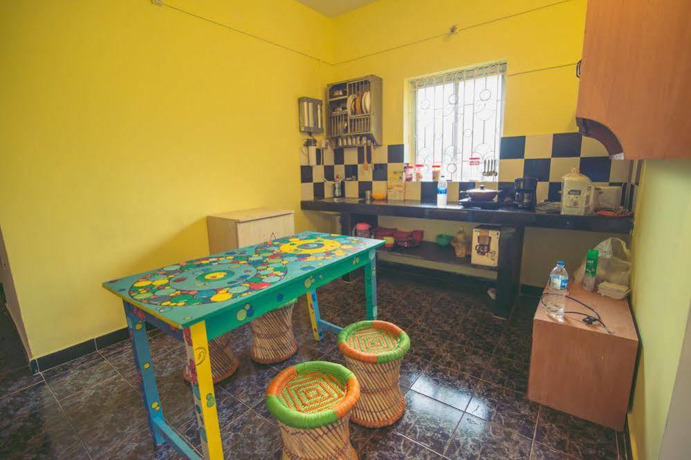 Anjuna By Roadhouse Hostels Goa Esterno foto